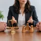 Arbitragem versus mediação contratual: qual escolher?